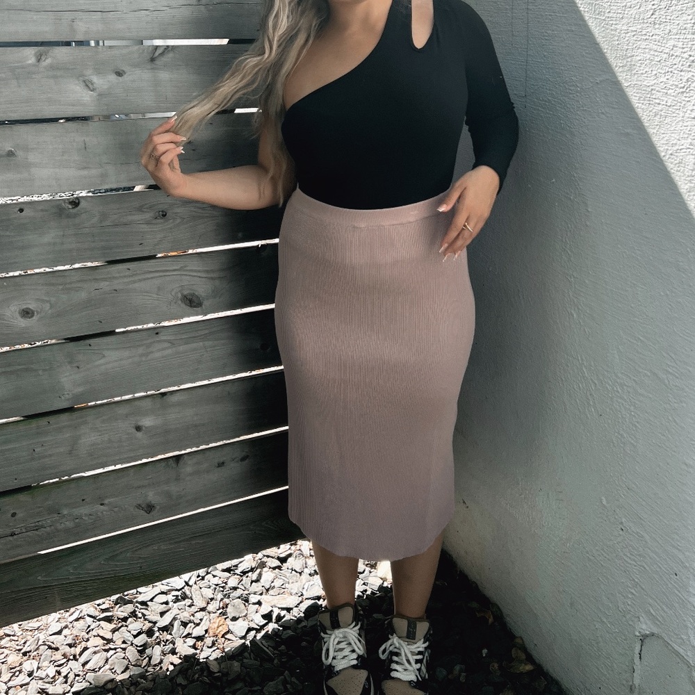 Twiggy Midi Skirt